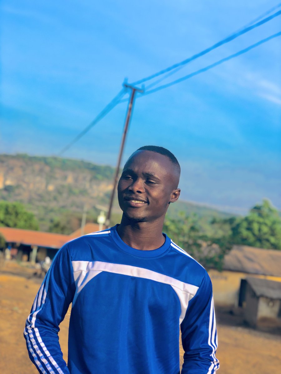 Alsenys47201310's tweet photo. 224🇬🇳🇬🇳est ma fierté #_Follow https://t.co/uphgQKU2XZ