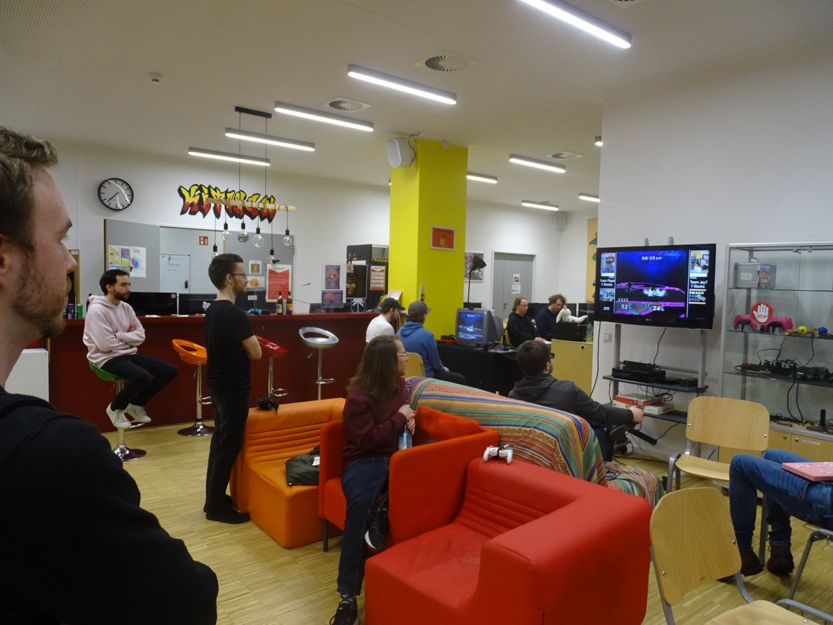 MunichMelee's tweet photo. GGs an alle #SmashForever Attendees gestern! War wieder mega!
Auf der Siegertribüne:
@Coro_ssbm 🥇
@SaboCrown 🥈
@Gaston_ssbm 🥉
Amateurs winner:
el sobrino 🪵
#n64 winner:
#wesker
Winning crew:
#JayT-Crew 🍺
Gute Besserung an alle Kranken! ❤️🩹🤒
https://t.co/RaW624Q2C1 https://t.co/OGMXPXRSsd
