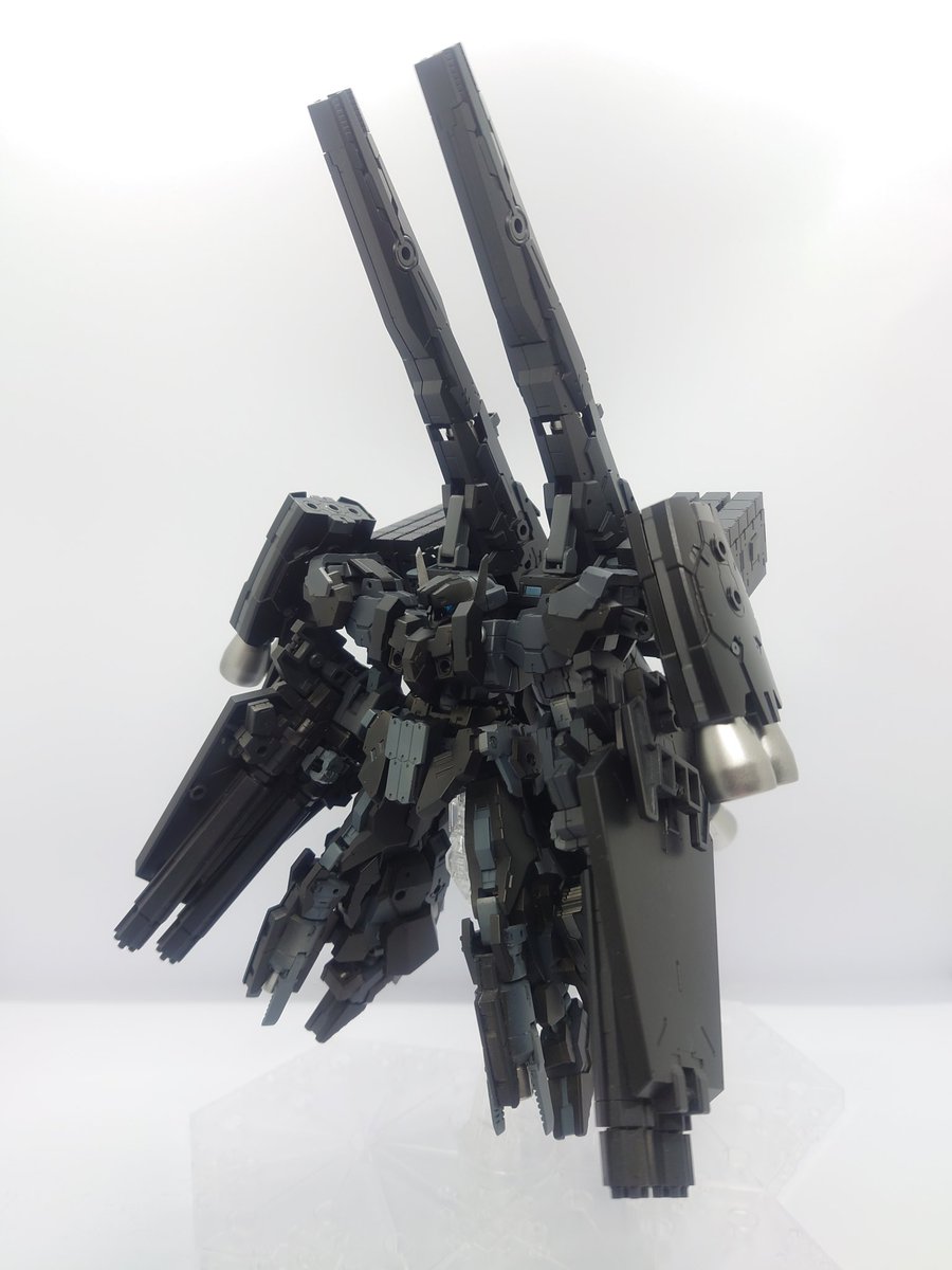 galm1_cipher_ac's tweet photo. フルアーマーラビオットType ι(イオタ)
Type θの改良型。θは高性能な対艦隊強襲機としてエースパイロットの手によって高い戦果を挙げていたが、θの性能ですら不足を感じる極一部のパイロットの要望から更なる強化が施されたのがこのTypeιである。
(1/3)
#30MM宇宙戦
#30MM地球連合軍 https://t.co/MjSgrQHlpb