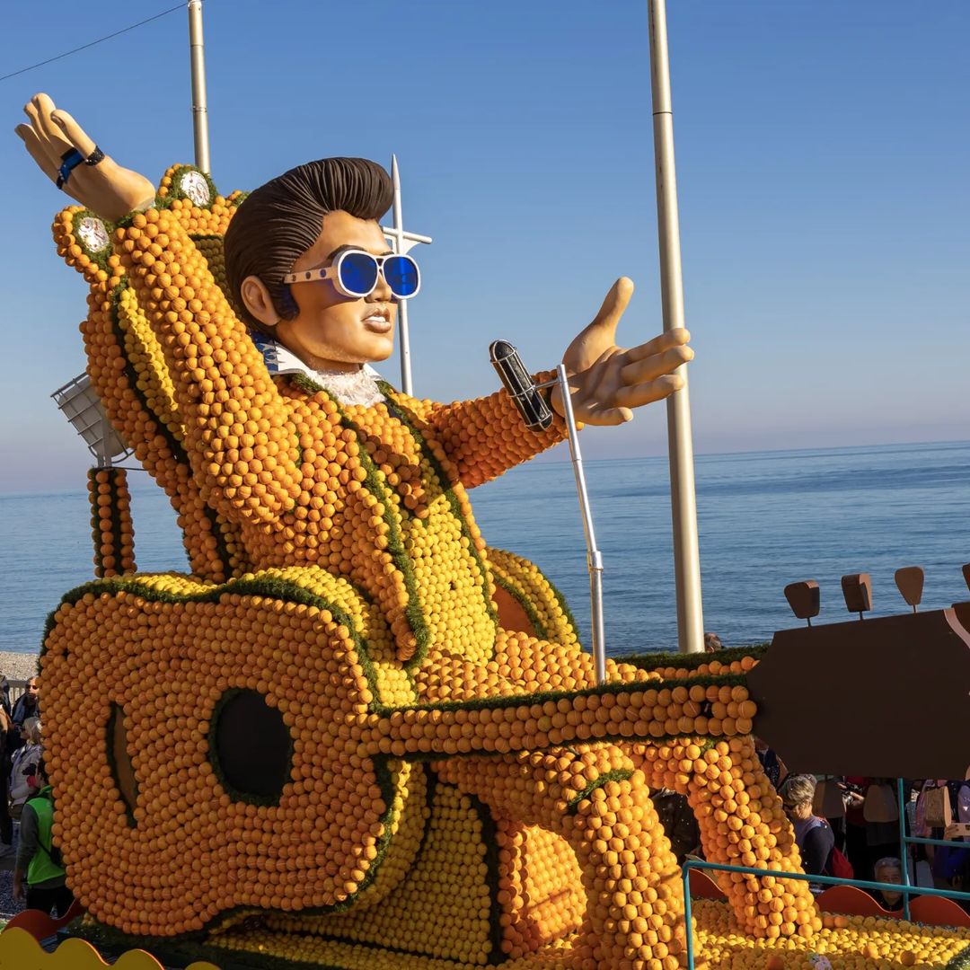 VisitCotedazur's tweet image. 🍋 Aujourd&apos;hui à 14h30, rendez-vous à #MentonRivieraMerveilles pour les corsi des fruits d&apos;or !

✨ Retrouvez la pulpe d’un événement unique au monde ! 👉 bit.ly/3k0sGMi

📸 @fete_du_citron #CotedAzurFrance #RivieraFrançaise #FeteDuCitron @villedementon @OTC_MRM