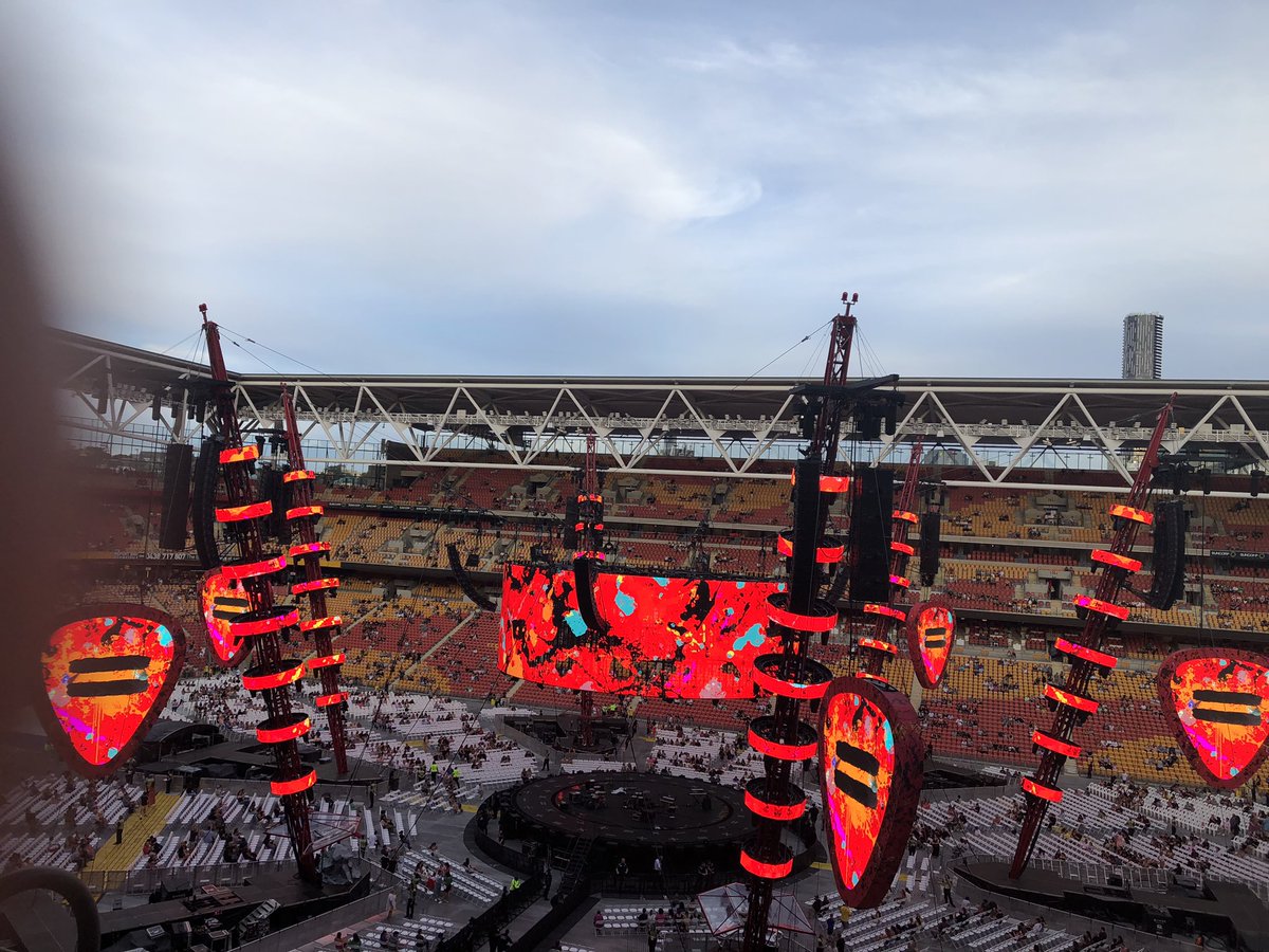 randomstuff_333's tweet photo. Ed Sheeran tour 2023 Brisbane #EdSheeran2023tour https://t.co/lMzohMdcWf