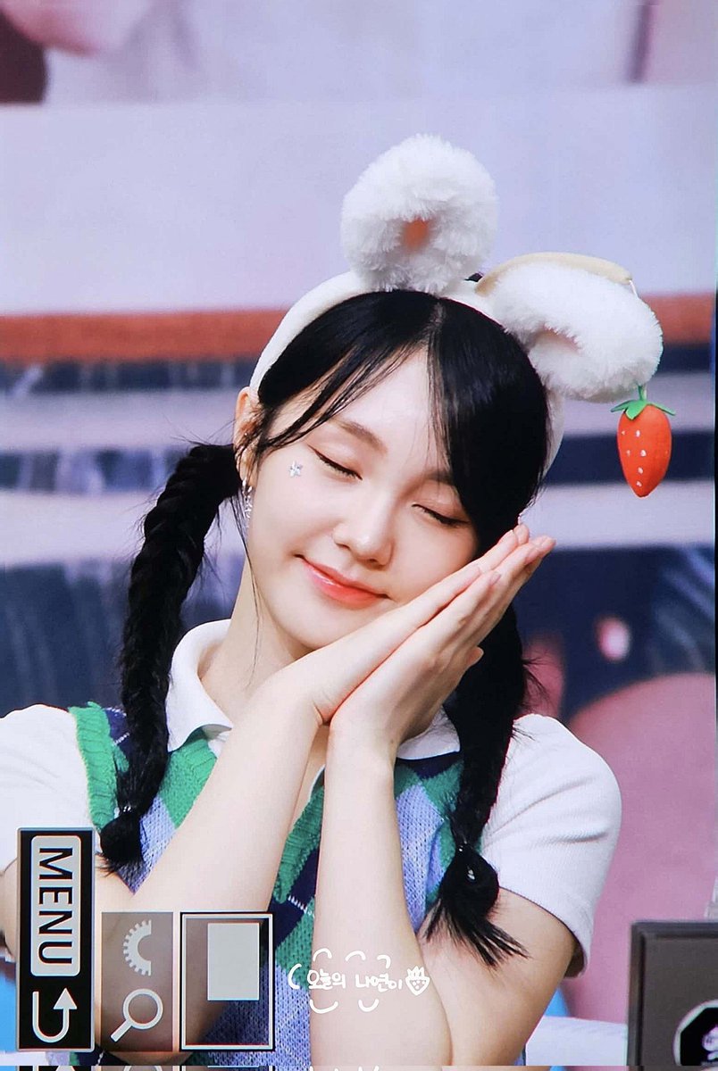 Na_Yeppo_'s tweet photo. 230219

예쁜 꿈 꾸시고🌛💤 나른한 밤 되세요💕

#우아 #Wooah  
#나나 #Nana https://t.co/ldc1GuK24y