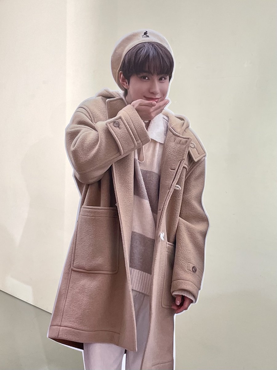 화모님 전시회 넘 행복해.. 💙💙💙

#WN219hz
#정이많은날
#어떤정우도_모두_사랑해줄수있어_난