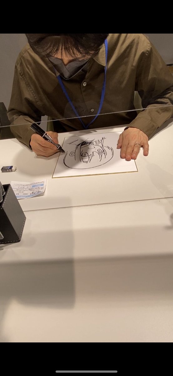 アート tweet media