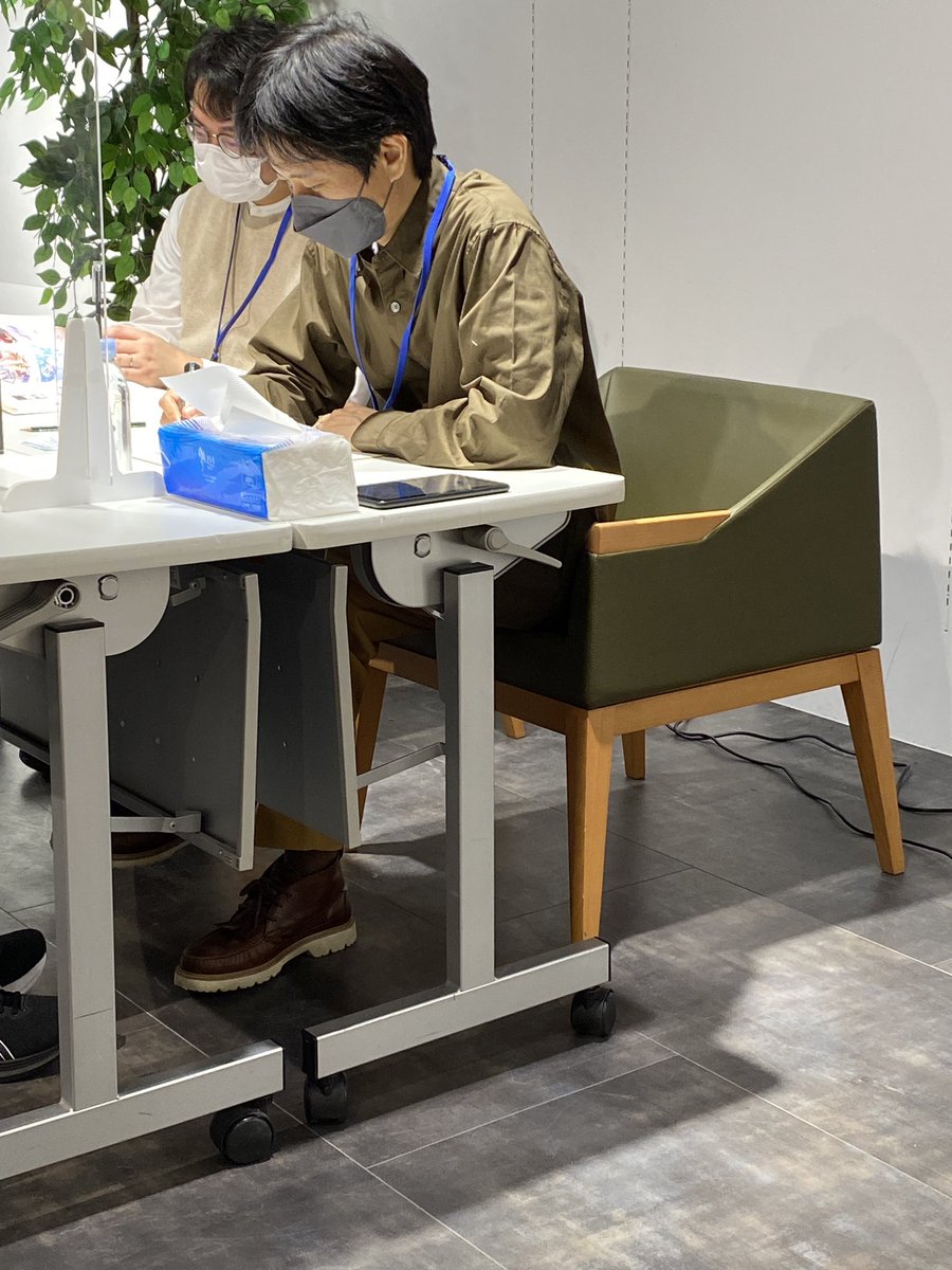 アート tweet media