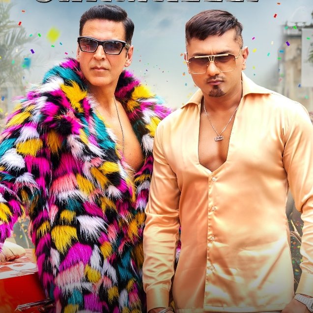 I want to see the reaction of some people when #KudiChamkeeli becomes CHARTBUSTER with #AkshayKumar and #YoYoHoneySingh 😉😂❤

#Selfiee 

We are waiting..