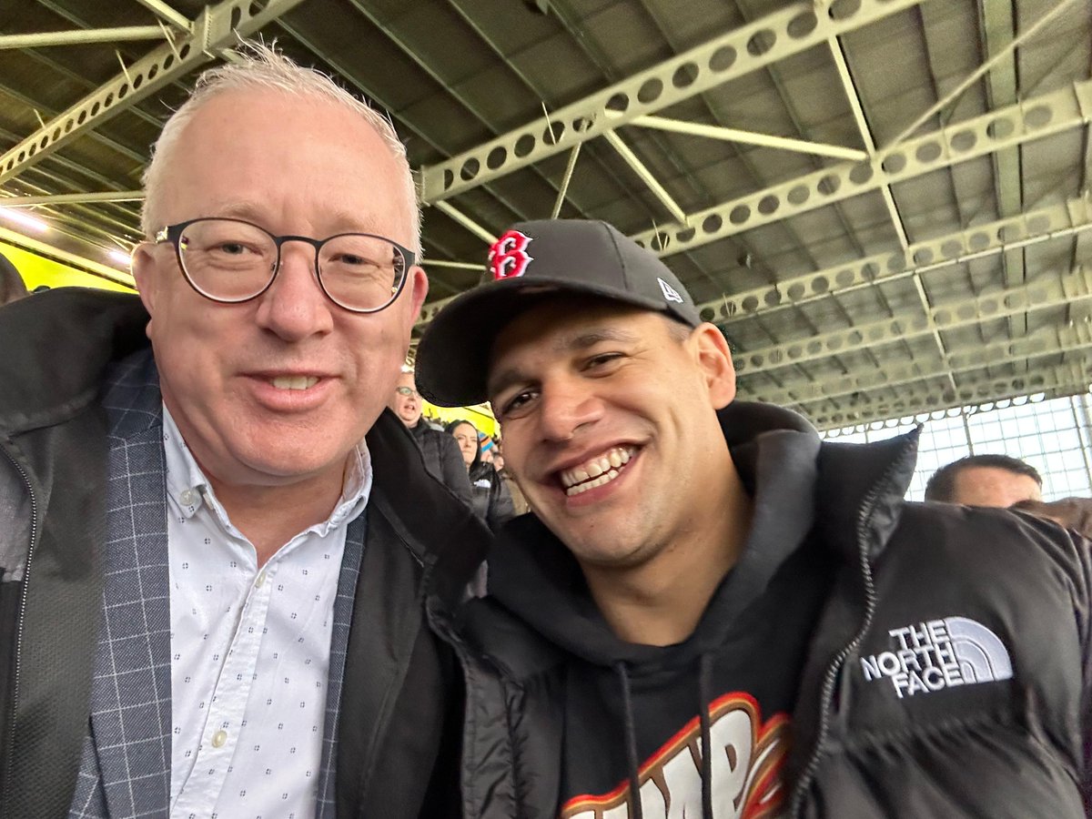 HollogramLTD's tweet photo. Marketing Director Phil was at Leicester Tigers with Everards recently enjoying the beers and egg chasingโฆ even grabbing selfies with famous players from the Saints! Can you make him ? #tigers #saints #everards https://t.co/j4K6l8AAdJ