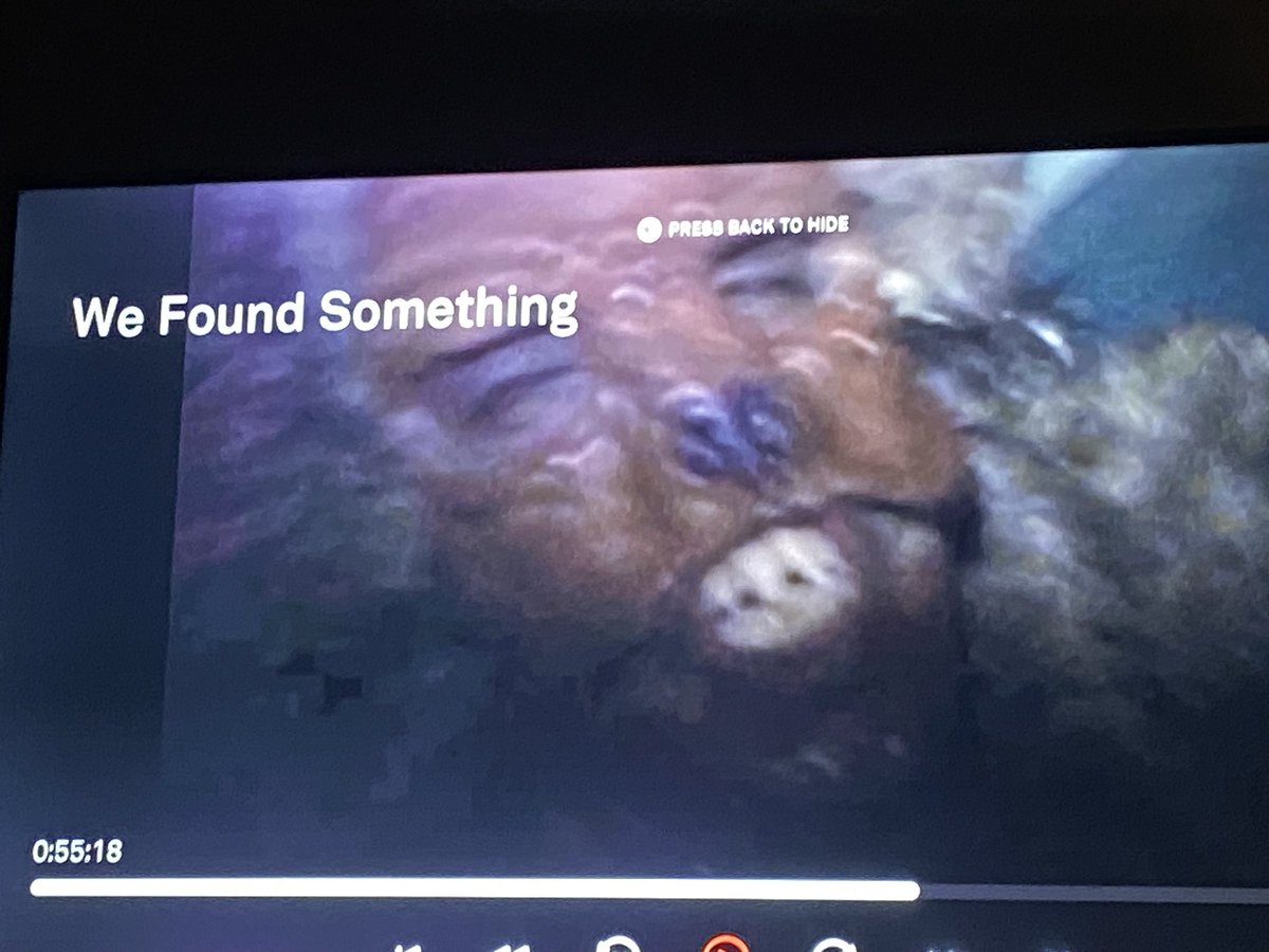 porchgoblin's tweet photo. Gentle reminder: don’t judge a movie by it’s cover art 💕❤️ https://t.co/krGcCqNi17