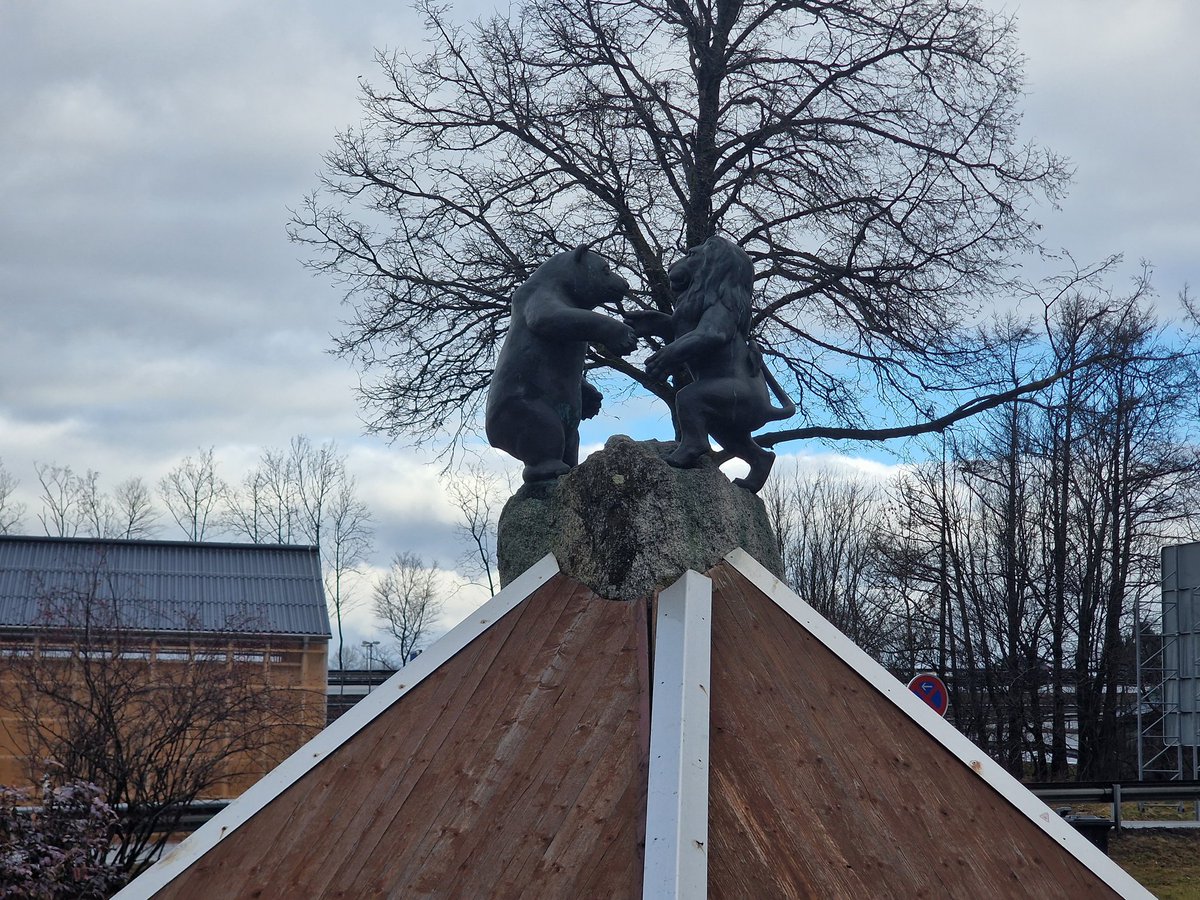 Sir Thomas Rich's Trips tweet media