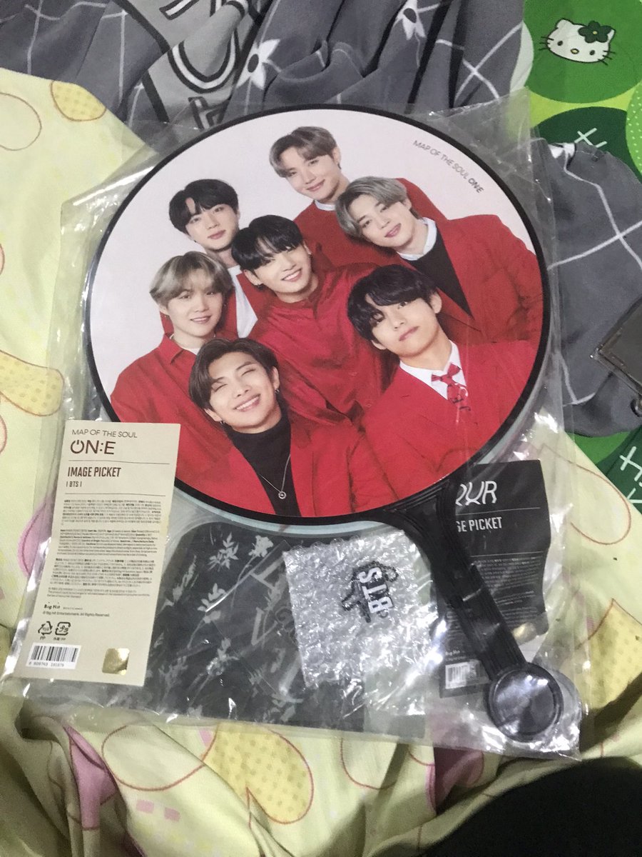 KIMerch_PH's tweet photo. wts lfb bts ph unofficial items

jungkook map of the soul on:e image picket - 200

group / ot7 mots tour image picket - 200

group / ot7 map of the soul on:e image picket - 200

+20 for pf

mod: abest, lbc, sco jnt https://t.co/l4VDztXzfv