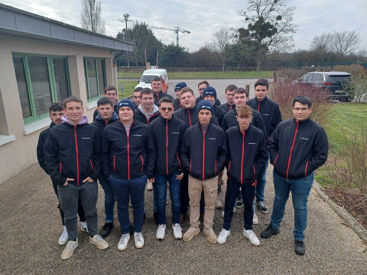 Les jeunes de <a href="/LaRousseliere/">CFA LA ROUSSELIERE</a> équipés pour réussir dans les métiers de l agriculture <a href="/paysdelaloire/">Pays de la Loire</a> <a href="/FRMFR_PDL/">MFR PDL</a>