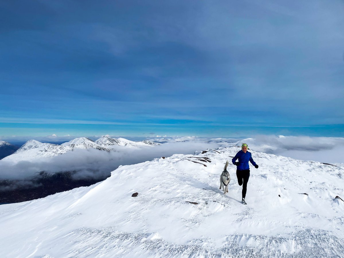 GetActiveRunnin's tweet photo. North West Scotland 🏴󠁧󠁢󠁳󠁣󠁴󠁿 producing the goods yesterday! Nice to see some fresh snow, it’s been long overdue.🤞 for a lot more before the end of this winter! ⁣
⁣
#TomorrowIsYours #SalomonRunning #AdventureStartsHere #Suunto #SeeBetter #SunGod #TekoSocks #DiscoverGinger #ActiveRoot https://t.co/1i1xjrtf6U