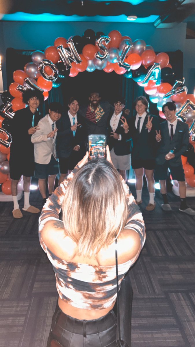 ballerstatus's tweet image. All smiles with @TheAnimeMen_ #DemonSlayerWorldTour #KimetsuWorldTour #DemonSlayer #鬼滅の刃