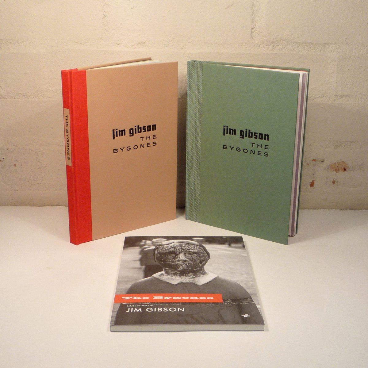 BOOK GIVEAWAY
I'm doing a (sort of) raffle where the winner will get a paperback copy of The Bygones. All you have to do is guess what page I'll be at in my current read by 9pm tomorrow and the closest to the correct page will win a book. Details below 👇