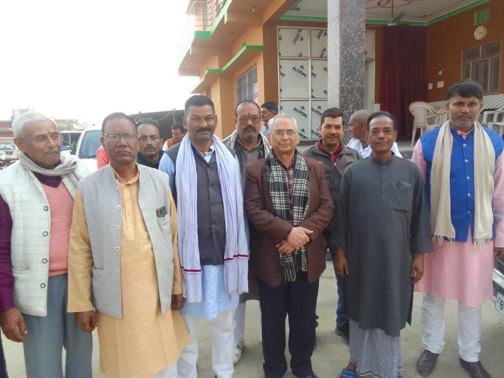 RSPandey_RSP's tweet photo. चम्पारण के विभिन्न पंचायतों घोड़ासहन,सुगौली,अदापुर में लोगों साथ समसामयीक विषयों पे चर्चा https://t.co/PCBevIIbRJ