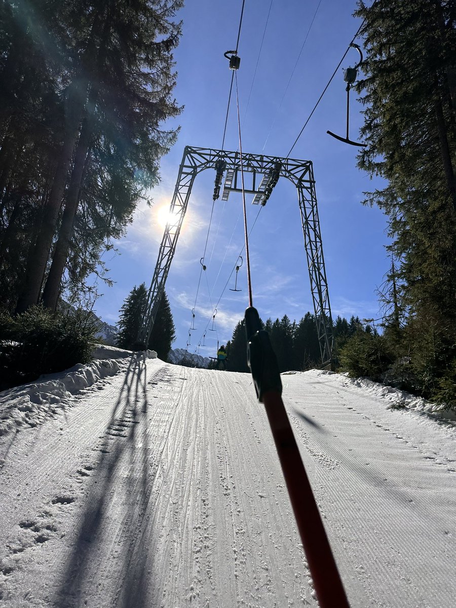 monsieurfischer's tweet photo. #wintermodus https://t.co/zMTNEMBz3Y