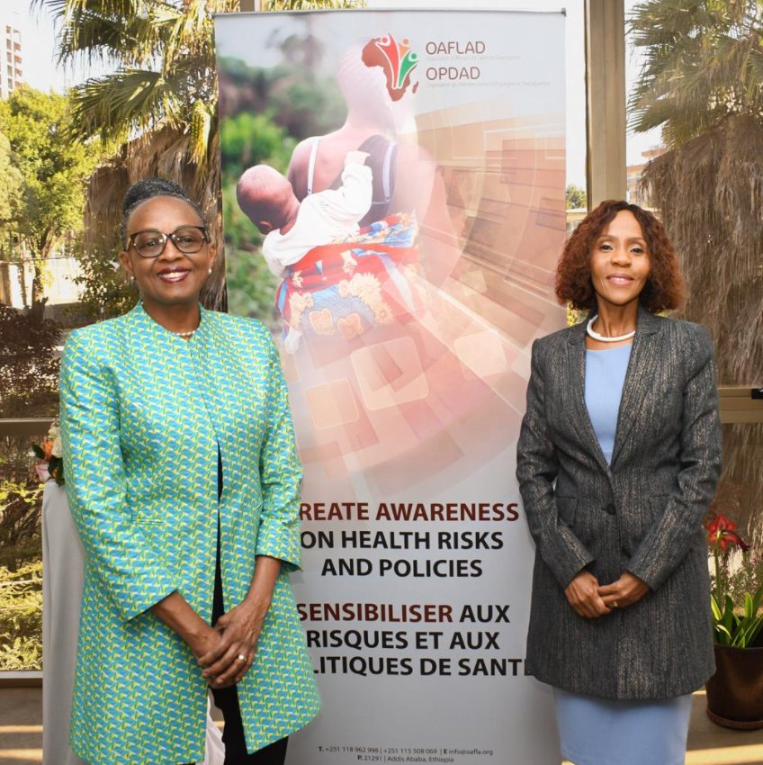 WHOBotswana's tweet photo. On the sidelines of the 36th @_AfricanUnion Summit, #Botswana @njmasisi, @WHOAfro RD @MoetiTshidi and many #AfricanFirstLadies @OAFLAD come together to intensify advocacy to tackle preventable causes of death among women in Africa and to keep the girls in school. https://t.co/SqtyVOzKSk
