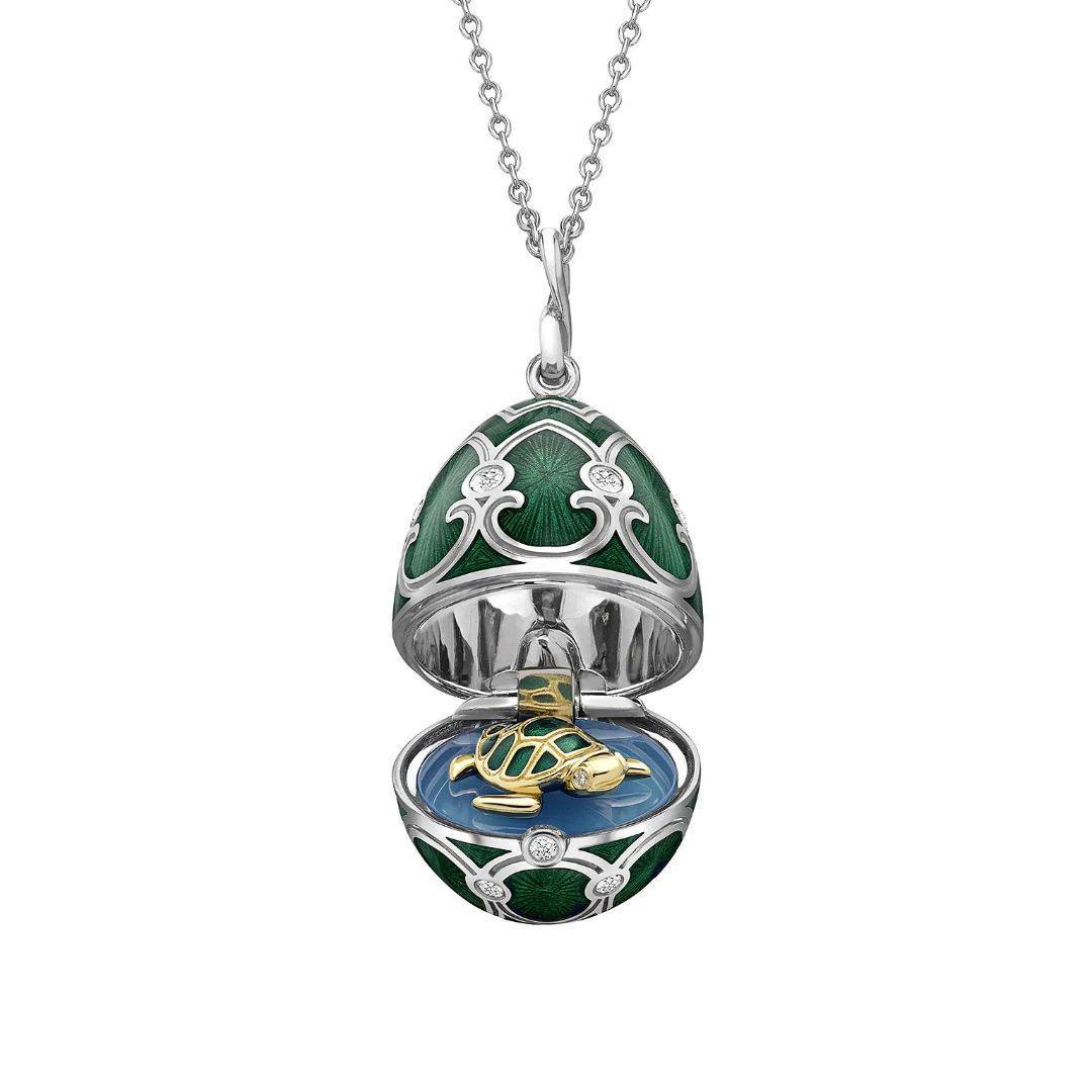 CWSellors's tweet photo. Introducing a captivating new surprise locket from Faberge. With a precious turtle taking centre stage, crafted in 18ct yellow &amp; white gold, positioned on amazonite stone.

https://t.co/8wkqaUzckY

#CWSellors #FineJewellery #Faberge #SurpriseLocket #ALifeInColour https://t.co/eL6qpu7sd6
