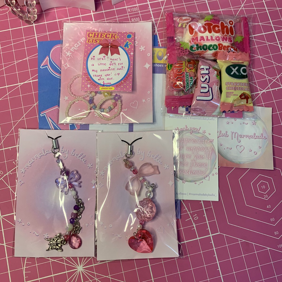 kookie97carts's tweet photo. happy mail ! 💌 #k97cartsbuys 💗 

hi ate bella ! @uarmybellaaa keychains are here 🤩 they are so pretty in person i really love it! 🥹💗 also thank you for the un-ending cutie freebies and tysm for the small gift of yours ! 'til my next budol from you hehehe 🫶🏻 #bellaprooftwt https://t.co/80OBUZKrzw