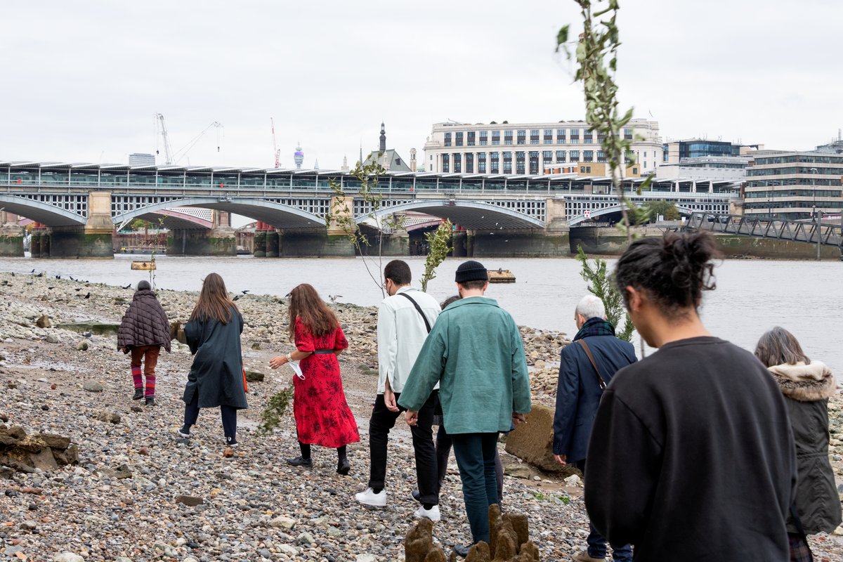 As part of this year's Hyundai Commission, Cecilia Vicuña worked with the River Thames to create and develop her work. 🌊 To learn more and celebrate the Thames, join us for a unique discussion at Tate Modern followed by riverbank activities. ➡️ bit.ly/3YSof4X