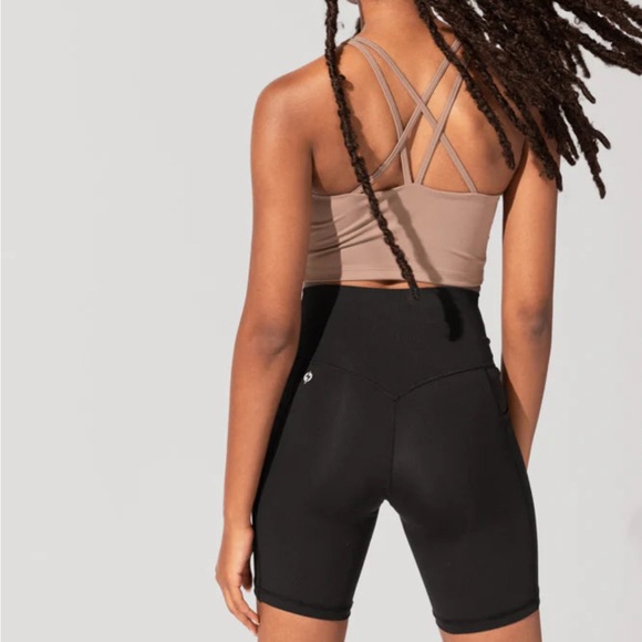 TrueReprobate's tweet image. So good I had to share! Check out all the items I'm loving on @Poshmarkapp #poshmark #fashion #style #shopmycloset #popflex: posh.mk/520r8TKFxxb