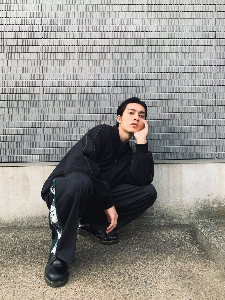 yoshidachi_hiro's tweet photo. 可愛い服を着ました https://t.co/5vke8sb0By