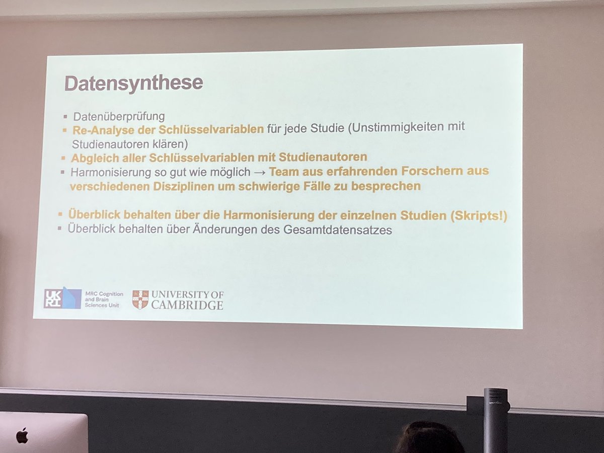 Anke de Haan took us on a journey of how to conduct an an individual participant data meta-analysis (IPDMA), sharing insights on the chances and pitfalls along the way. Such cool work! (And so much work!) Thank you, Anke, for this hands-on presentation! #DeGPT 5/x