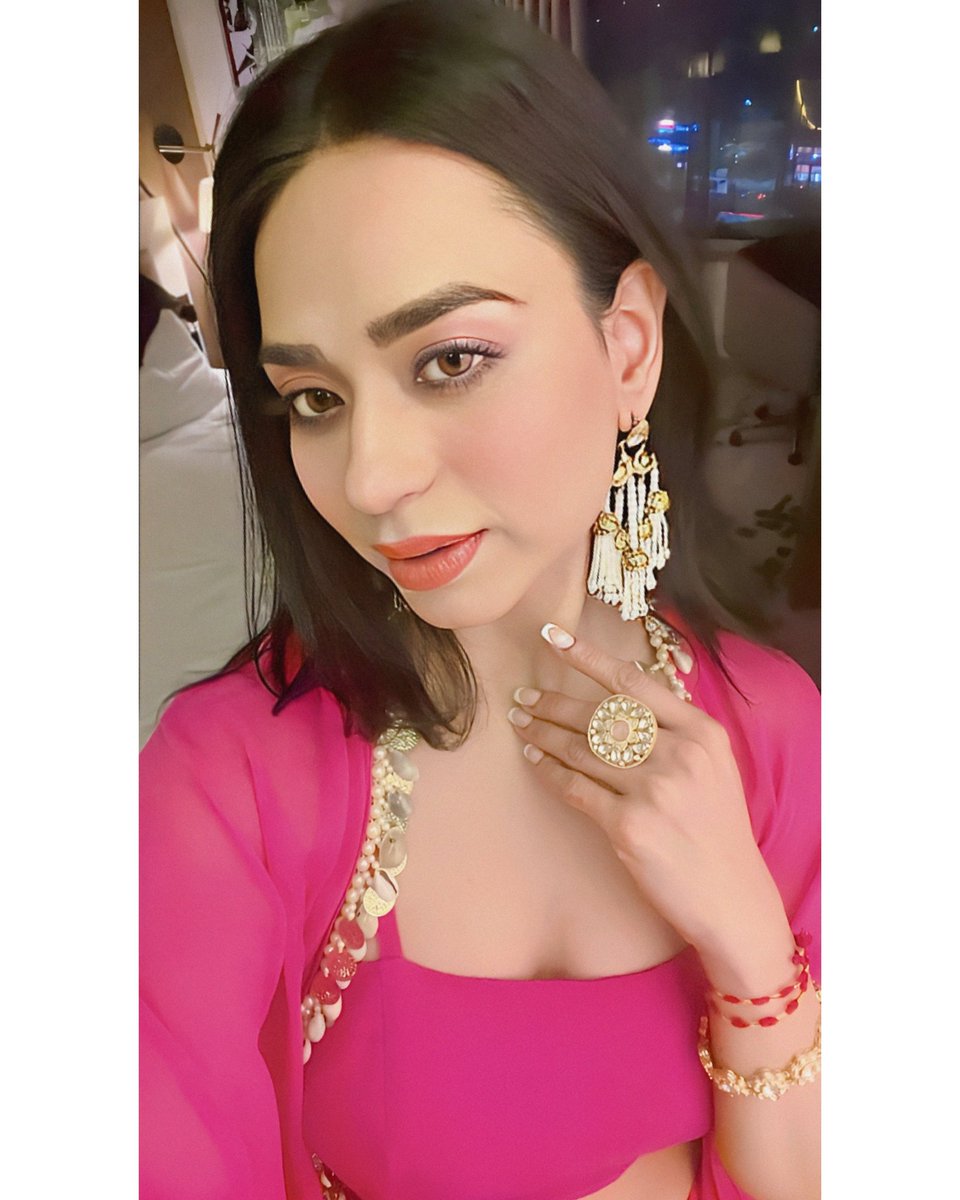 soundarya_20's tweet photo. Feeling incredibly grateful to have been invited to the @radiocityindia Madhya Pradesh &amp; Chattisgarh Radiance awards 2023. It was an honor to be recognized among so many talented individuals, and I am humbled by the experience. https://t.co/QcK3PL7BHo
