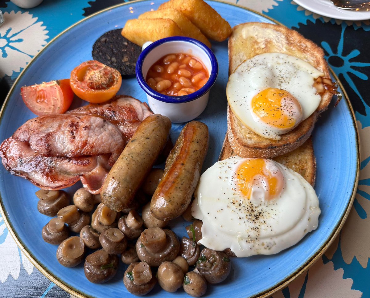 NoContextBrits's tweet image. You have to lose one item. What is it?