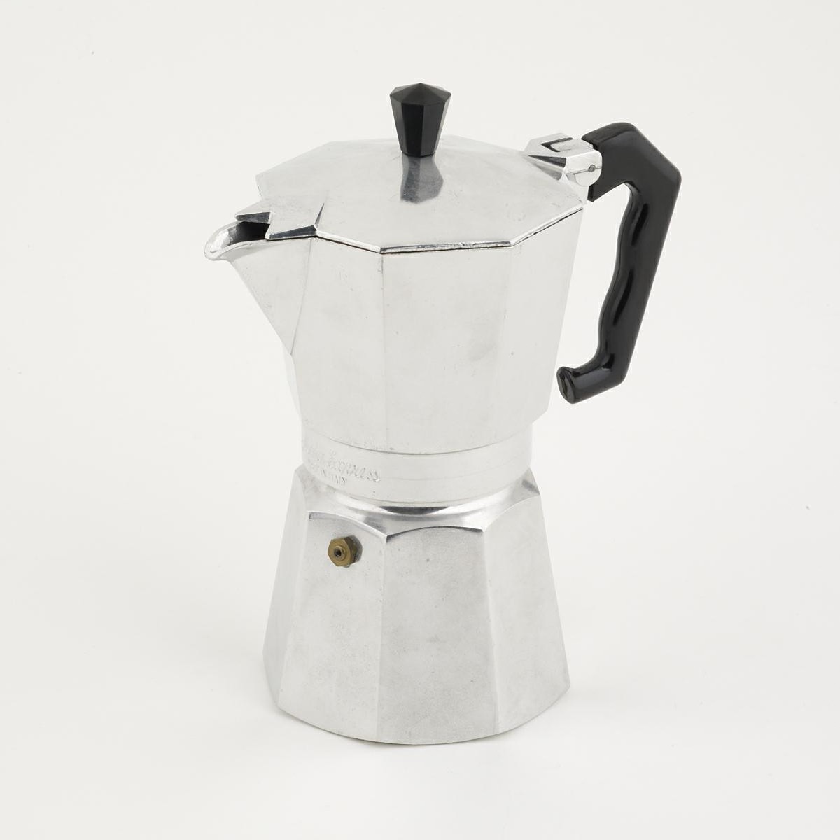 This is the Bialetti Moka Express – it came out in 1933 and revolutionised the way of making coffee at home. The octagonal and aluminium Art Deco design has remained the same since its introduction. ☕

Do you own a Bialetti?