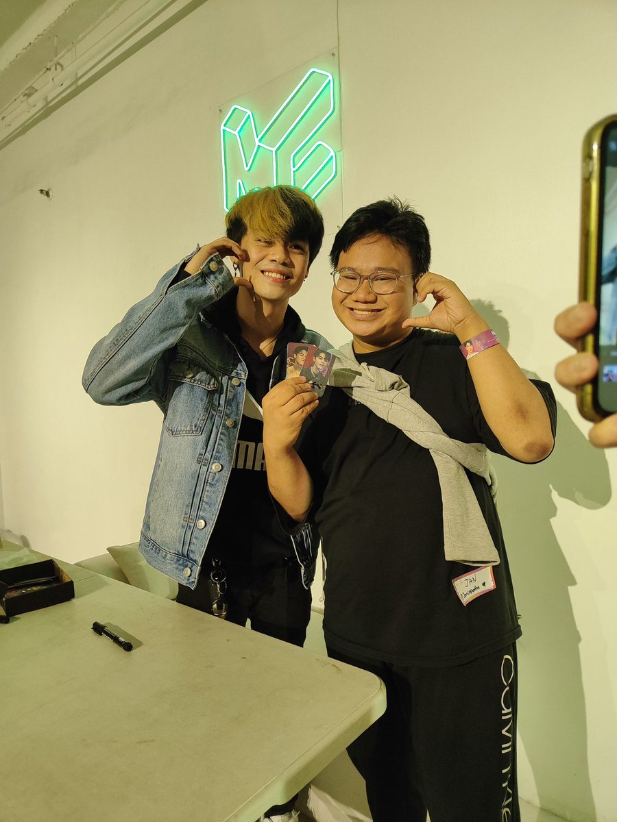 Janlapatha's tweet photo. Main Rapper and Main Wrapper 😂

@asi_gatdula1120 
@teamasi_ph 

#AsiYouOurAsi
#kASIntahanSundateWithAsi https://t.co/lRLMKYDPJh
