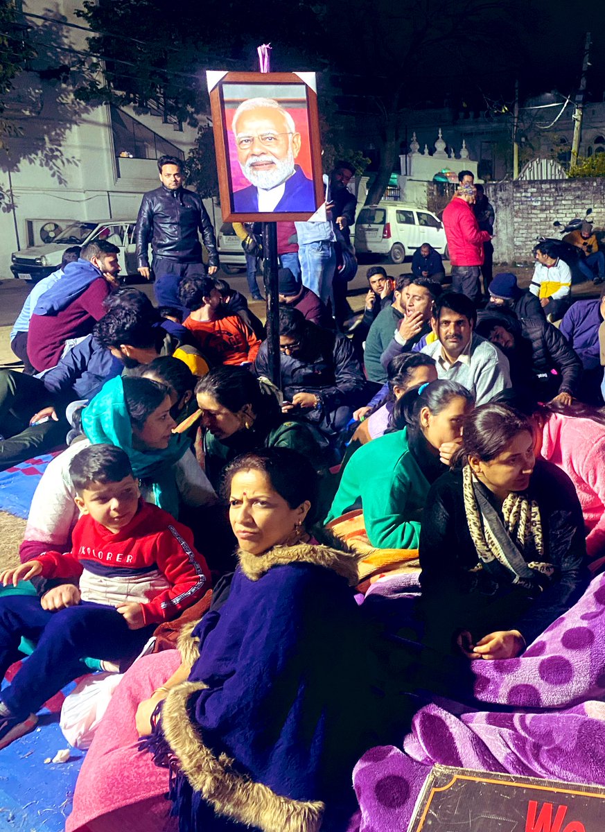 rowdybabyyy's tweet image. “Unity is meaningless without the accompaniment of WOMEN. Education is fruitless without educated WOMEN,and Agitation is incomplete without the strength of WOMEN .” 
~ Dr. Babasaheb Ambedkar. 🙏🏼

#OnlySolutionRelocation #KashmiriPandits 🔱#SupportPMPackageEmployees