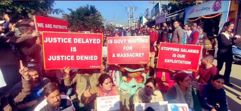 rowdybabyyy's tweet image. “Unity is meaningless without the accompaniment of WOMEN. Education is fruitless without educated WOMEN,and Agitation is incomplete without the strength of WOMEN .” 
~ Dr. Babasaheb Ambedkar. 🙏🏼

#OnlySolutionRelocation #KashmiriPandits 🔱#SupportPMPackageEmployees