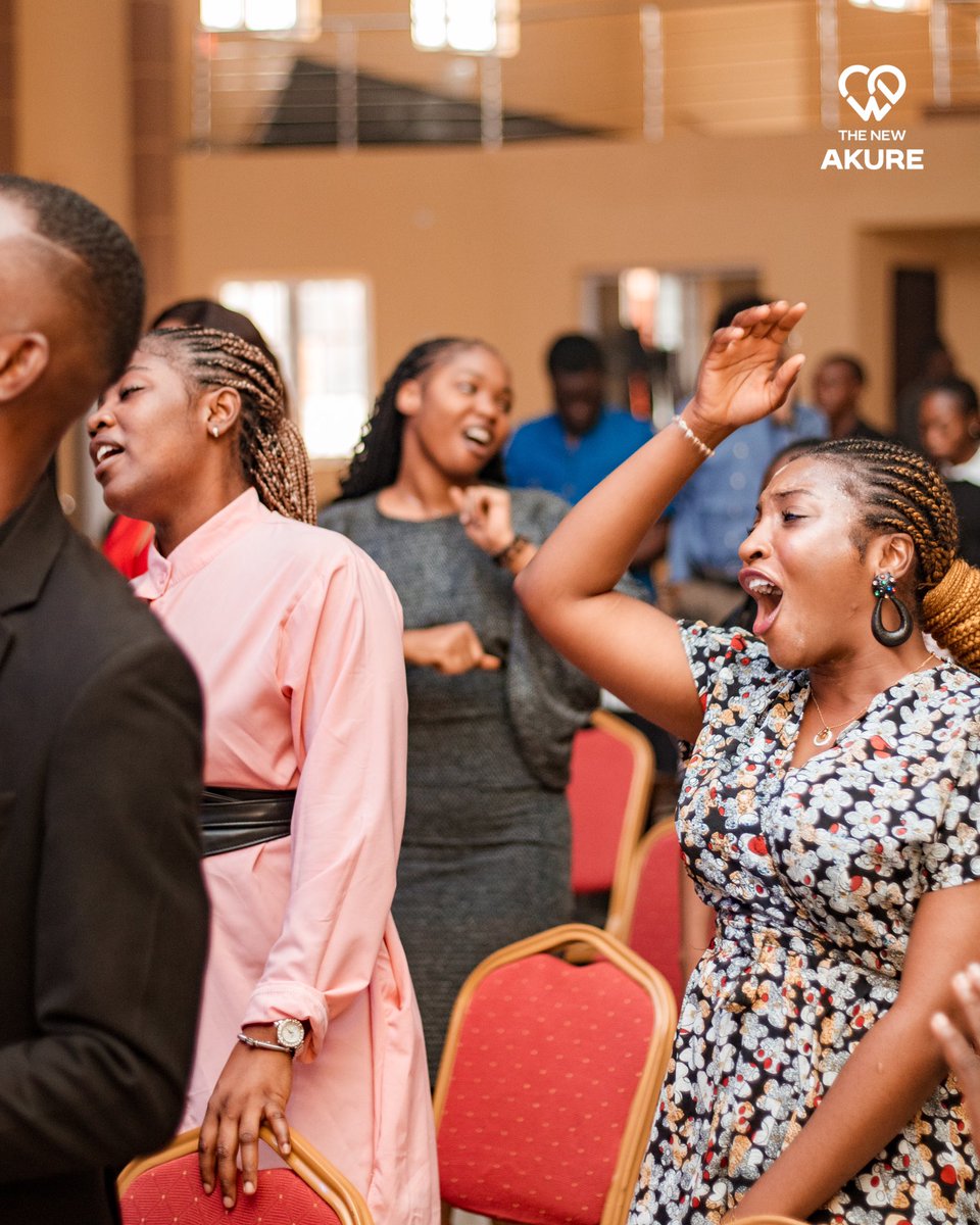 TheNew_Akure's tweet photo. ENERGY!!!🔥🔥🔥

#Love
#Nigeria
#ComeToOurChurch
#WeAreTheNew
#iLoveThisChurch https://t.co/3qUOrAwBTA