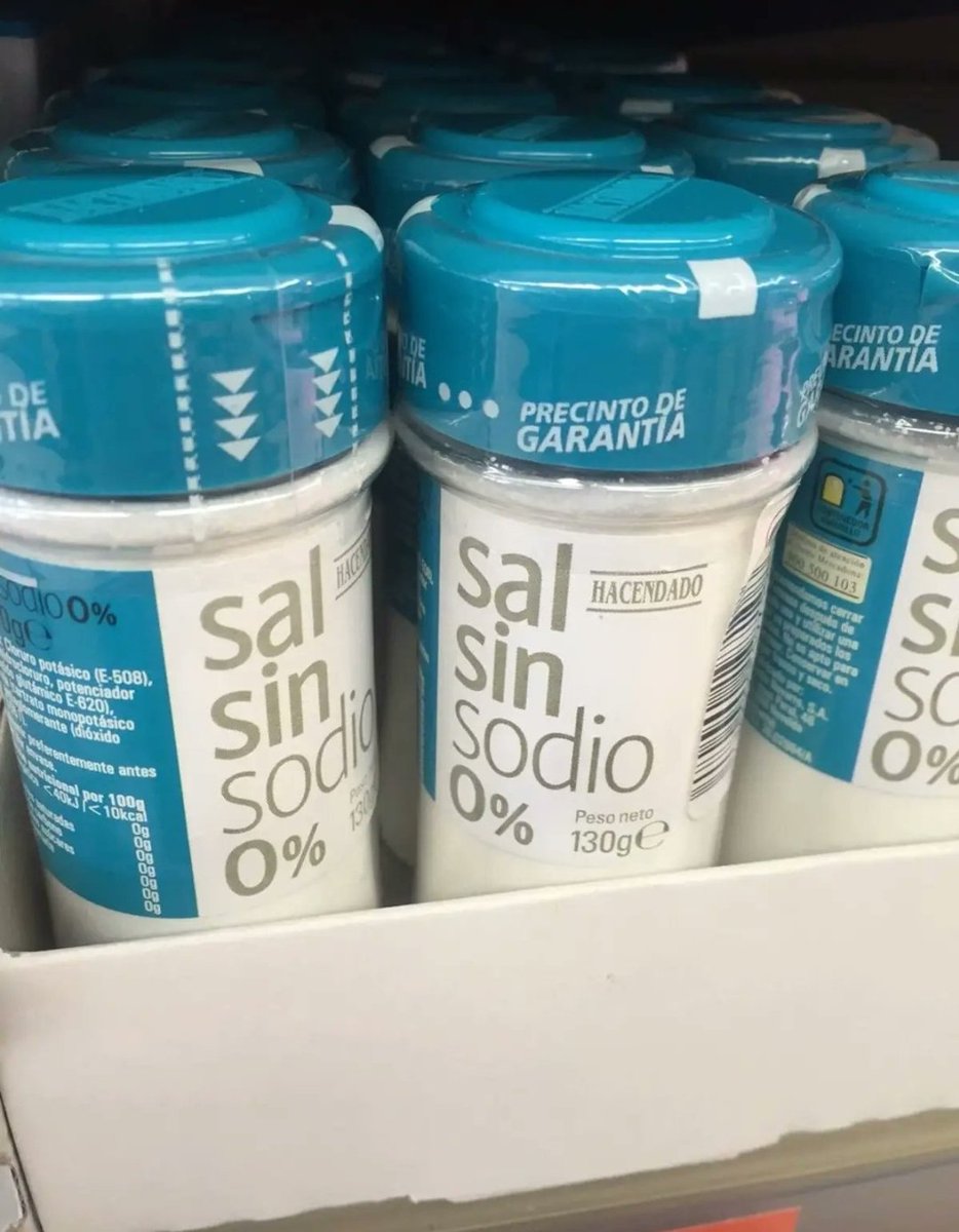 nvvarroo's tweet photo. ¿Sal sin sodio? 
Seguramente no sabe a Na https://t.co/T4LDwIampJ