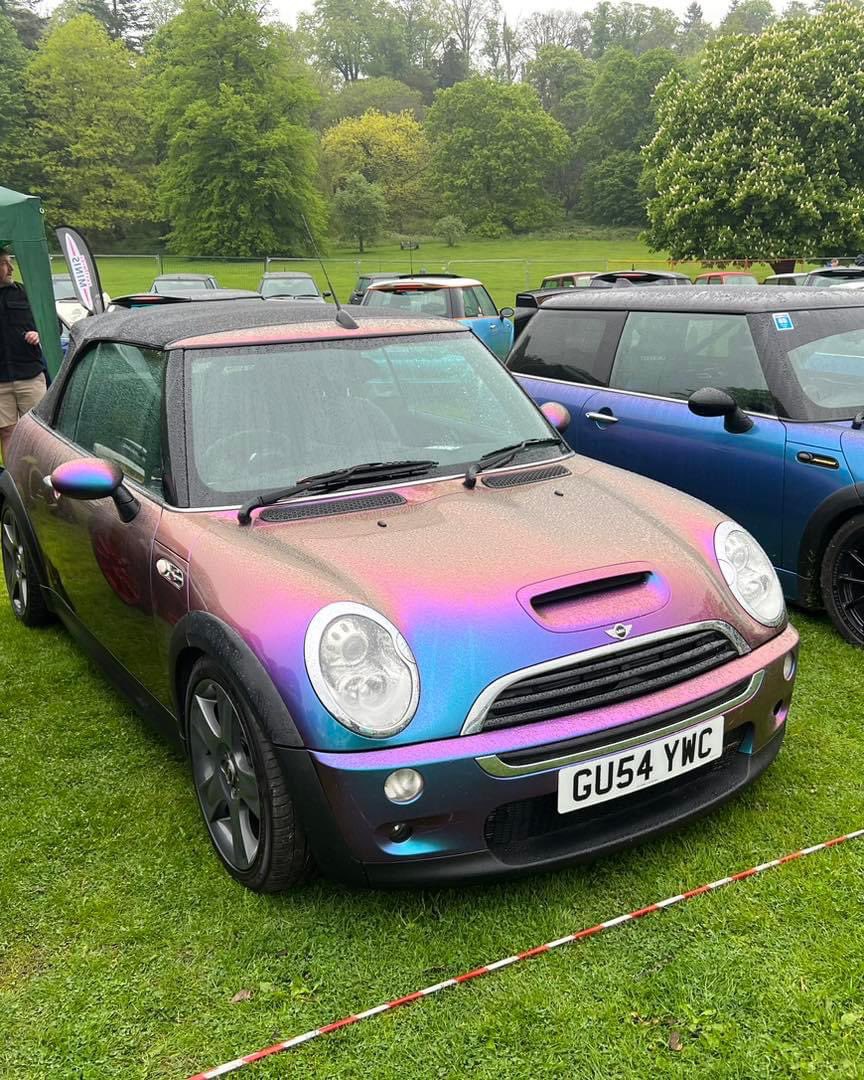 britishminiclub's tweet photo. Sunday Fun Day Some great photos from last year at Himley. Post up your favourite photos from our shows and beyond. 

Book your FREE entry for Concours and Show N Shine at Himley May 7th https://t.co/92W47DCaeY 

#classicmini #minifamily #britishminiclub #miniclassic #modernmini https://t.co/gG3naNfnsL