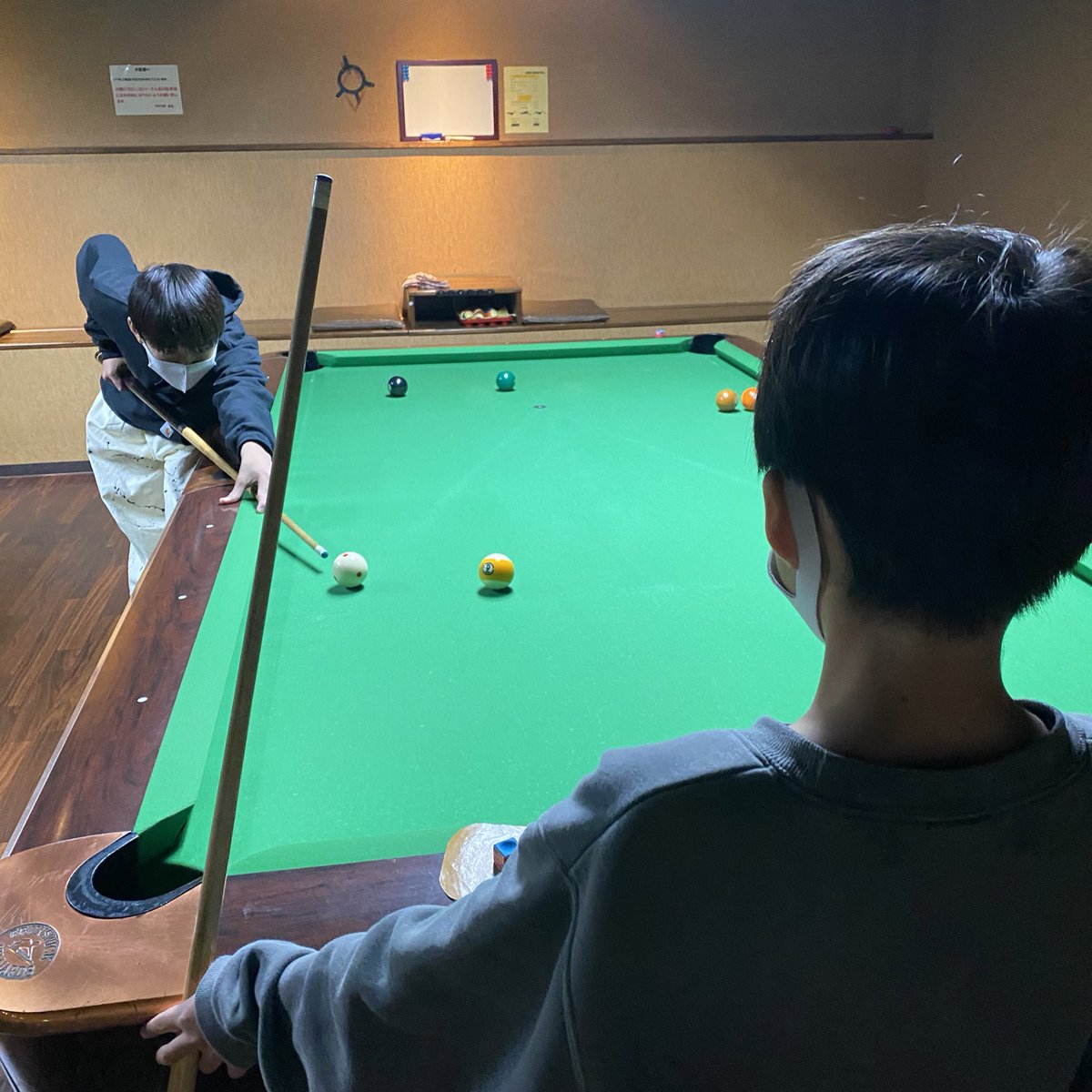 しゅんぺー受験も終わったし
3人でビリヤード行ってきたー
二人ともビリヤード好きみたい

わからないルールとかも店長さんに聞いたら優しく教えてくれました( ･ᴗ･ )
ありがとうございました！
🎱<a href="/Potak_Boss/">かとぴ～@只者です</a>