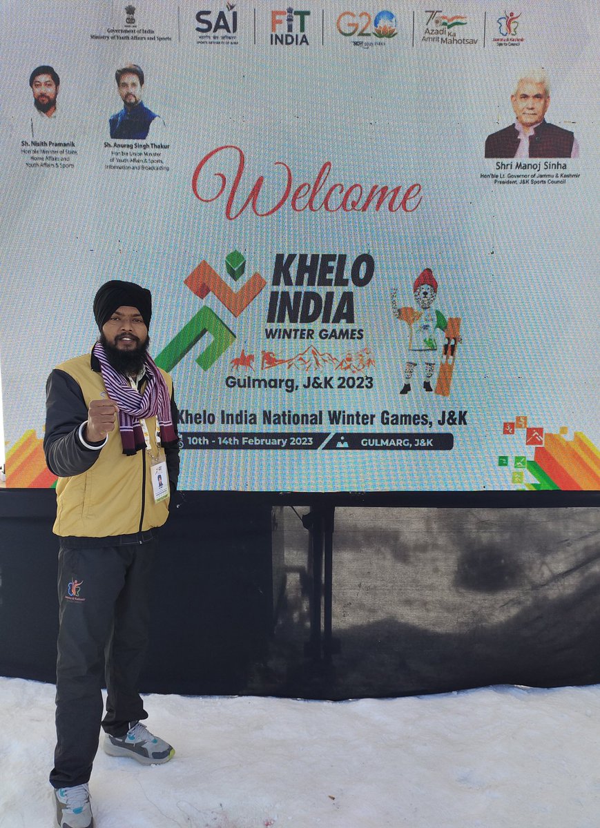 Raftaar213's tweet photo. Congratulation Uttarakhand Curling Team and Uk Winning the Bronze medal in Senior Boy's (Curling) khelo India Winter Games Gulmarg J&amp;k. 10 to 14 Feb 2023.
#Raftaarsportsworld #sports #cmouttarakhand #sportsministeruttarakhand #sportsnews #kheloIndia https://t.co/DFtNZ8RWE0
