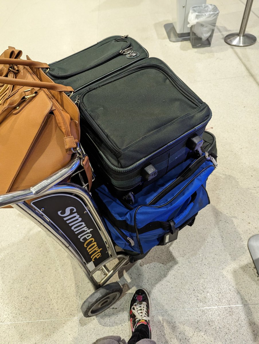 7 days, 4 bags, 2 events, 1 pair of "fancy" tennis shoes 😂 See you soon Portland ❤️🏙️ #NABE23 #NAELPAConference