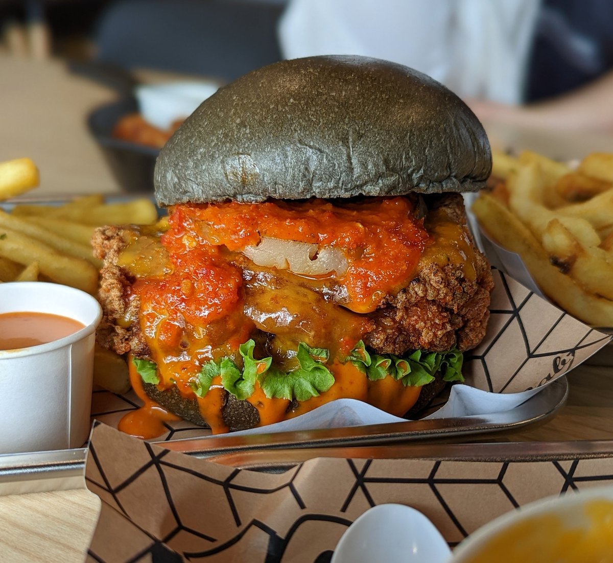 Ashsukamakan's tweet photo. 1) TPCB
2) JNC
3) WOODFIRE
4) BURGERLAB https://t.co/VcGb6xh4A2