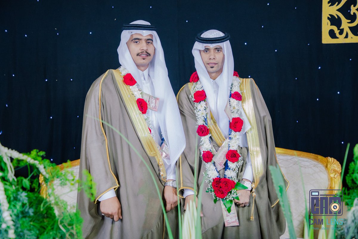 al1sufa's tweet photo. صور من مناسبة زواج عطية وأحمد محمد الغانمي، يوم الجمعة ٥ / ٧ / ١٤٤٤هـ،  بحضور جمع من الأحبة والأقارب في ساحة البلدية للأفراح بحلي .

بارك الله لهما وبارك عليهما وجمع بينهما في خير 🌹 https://t.co/OcpBr818ez