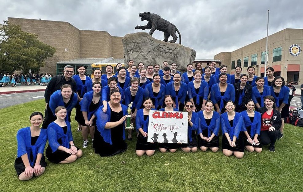jnorell5's tweet photo. Congratulations @GlendoraChoirs. In their first competition of the season Royal Stewarts placed 1st and Silhouettes placed 2nd. Well done!! https://t.co/ALTVE9BQ8a