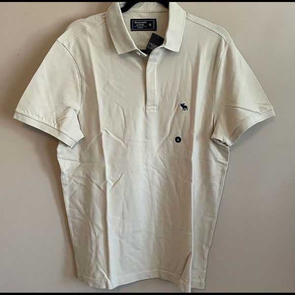 BertolinoInd's tweet photo. So good I had to share! Check out all the items I'm loving on @Poshmarkapp #poshmark #fashion #style #shopmycloset #abercrombiefitch #homage #levis: https://t.co/kXfWHELMKG https://t.co/lTPMW0XtWd