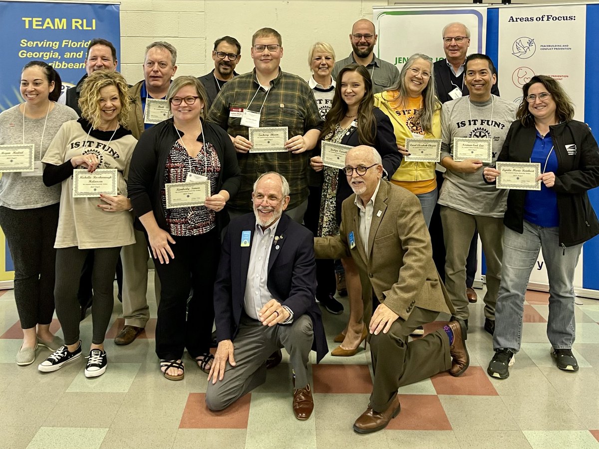 Greater6970's tweet image. 2/3 So when a group of our members attended this past weekend's Rotary Leadership Institute Sunshine Division seminar...we did so ready to LEARN and DO all the things that will allow us to further improve ourselves, club &amp;amp; community #rlisunshinedivision #SantaFeCollege #IsItFun