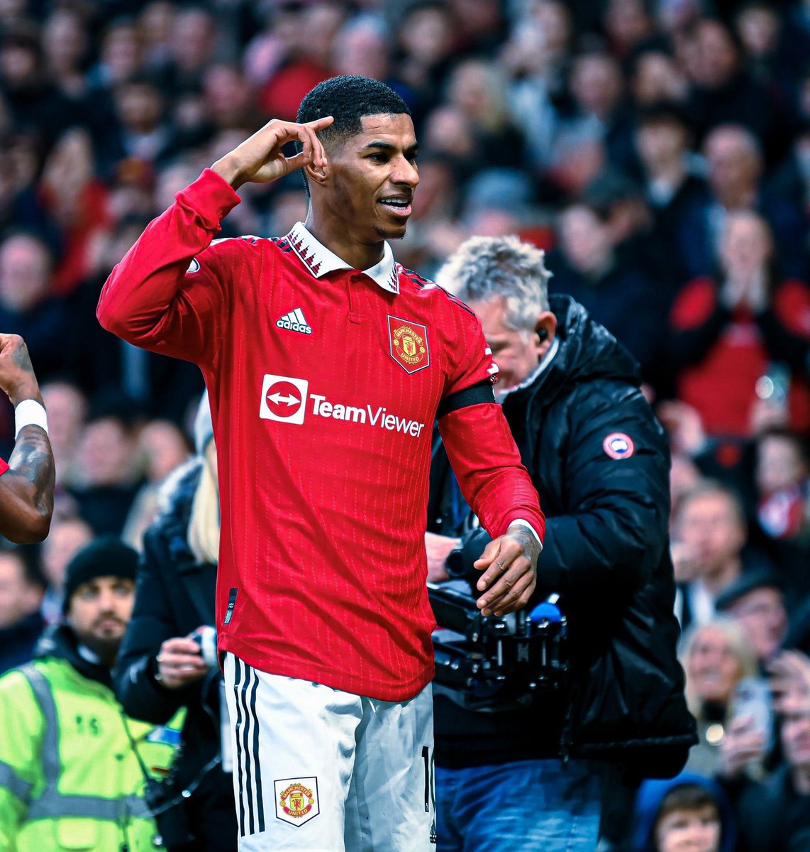 raphnelson_abah's tweet photo. Man United followers gain!!! Drop your handles, like and follow everyone who likes yours. Let's goooo ❤️

Like and RT for others.🛑 https://t.co/Hne5s5XOwq