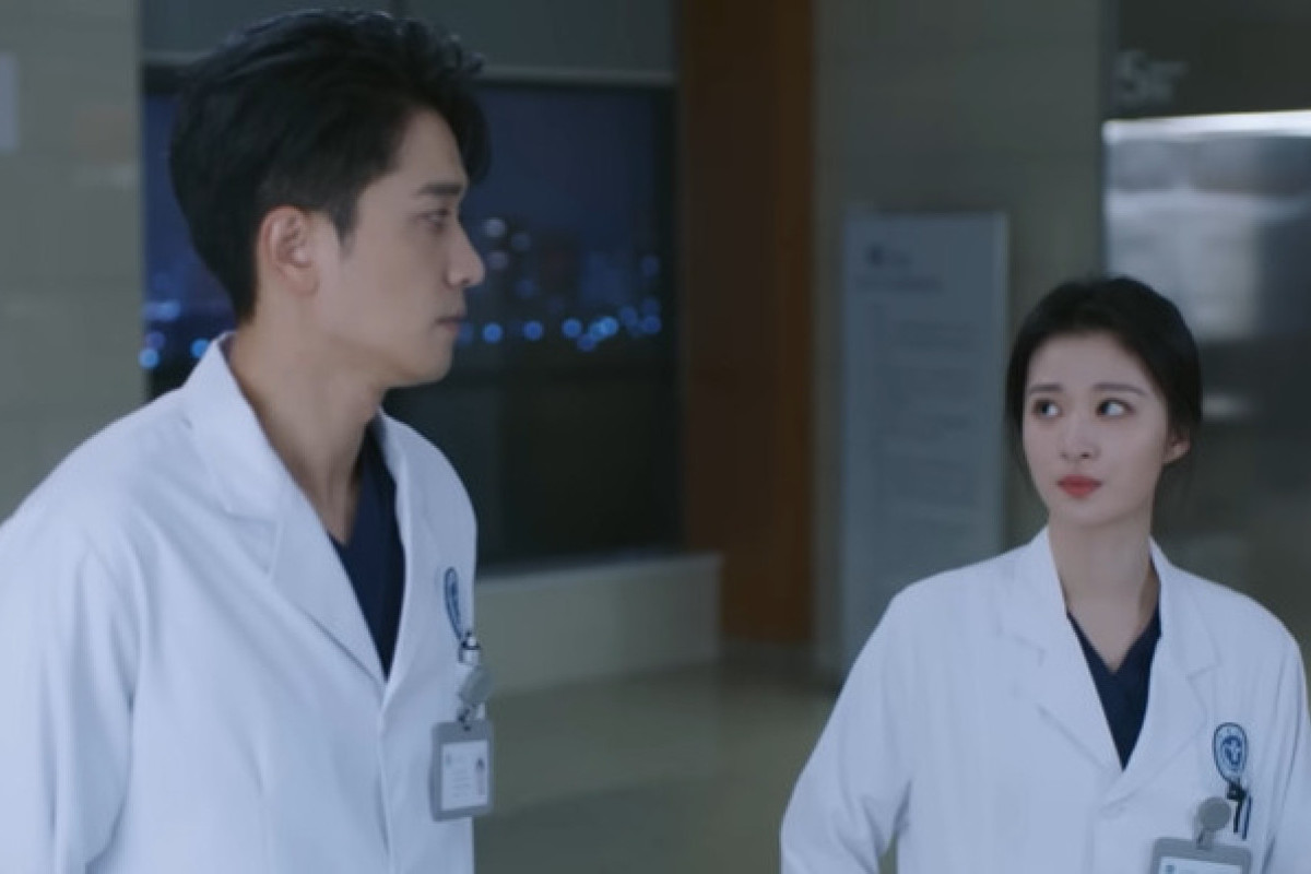 xi_quinn's tweet photo. Mau sumpah serapah ngatain konsulen cowo yang satu ini sudah angkuh, galak sombongnya si dokter Ning. Kasihan banget dokter Ruan ku yang cantik disakiti terus. https://t.co/F9Fw4BhhdP