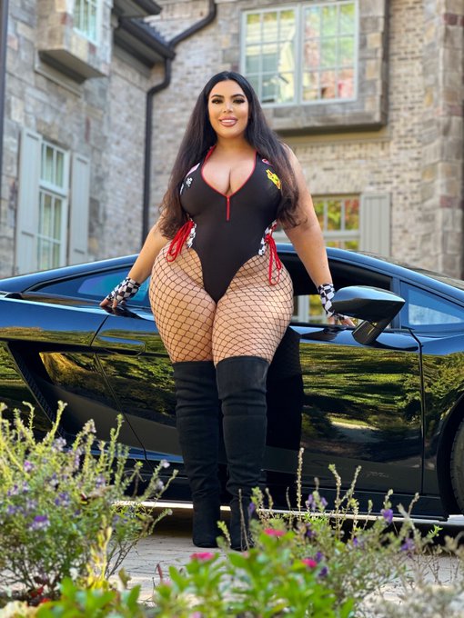 Wanna race 💨 https://t.co/CQZqjBZHpp