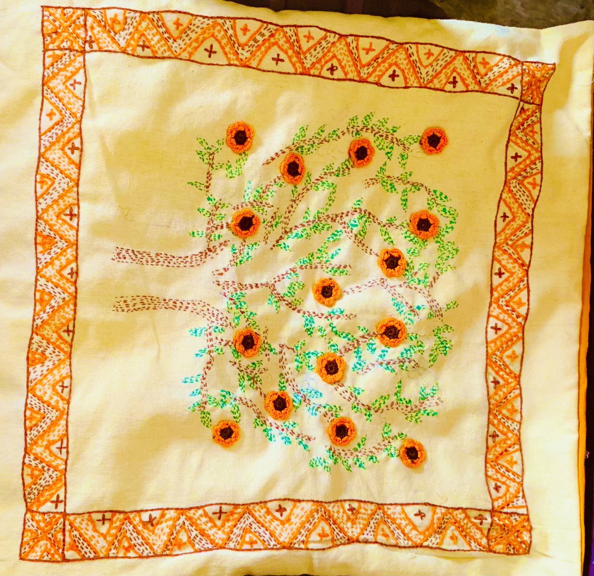 DrSarwarbihar's tweet photo. "#Sujini" has endless possibilities for #business expansion and upgradation. It’s evident from a collection of #Bhojpur’s rural #women. https://t.co/Jtl67HZ59r