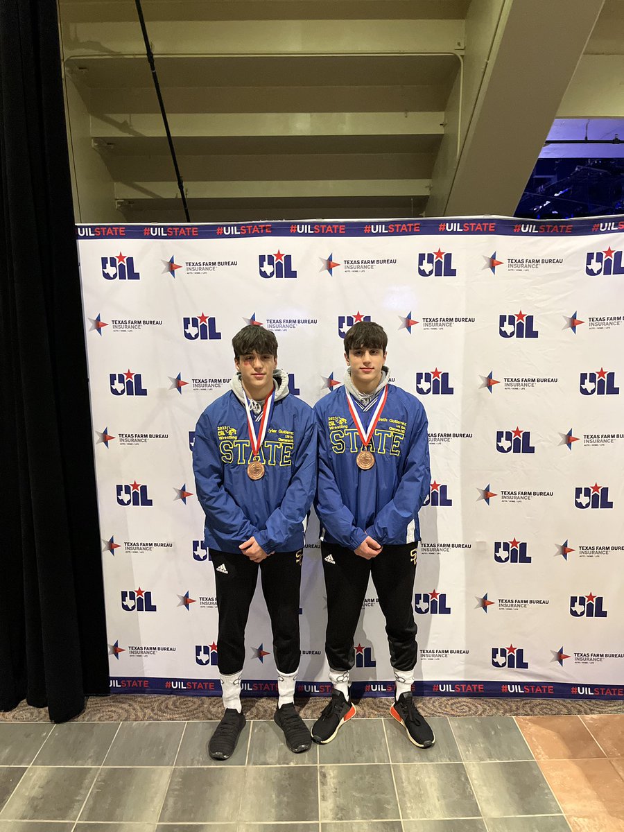 maccaudlepatt's tweet image. Former Panthers representing Clemens High School at the state wrestling tournament.   Seth Gutierrez placed 5th and Tyler Gutierrez placed 6th! @SchertzES    #onceapantherwaysapanther 🐾