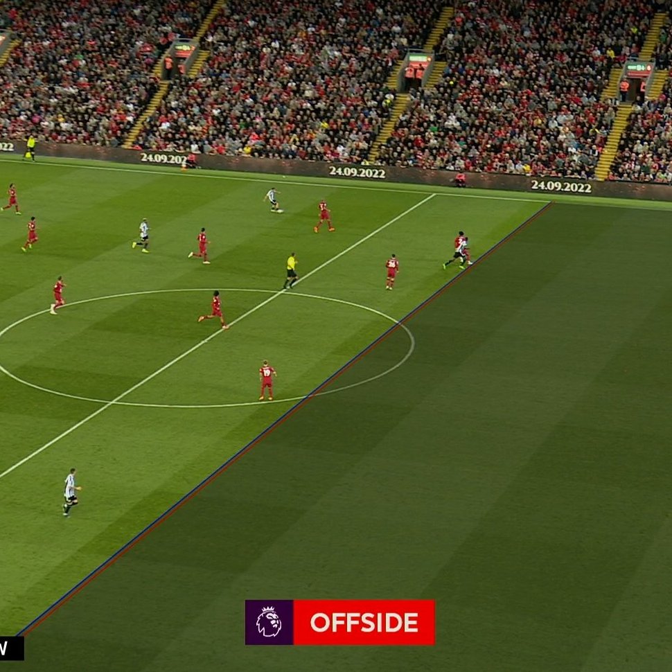 Where's the consistency? It's honestly pathetic the standard of officiating in this league. Bruno's was a red, but so was this and yet he stays on. Isak wasn't offside but was deemed to be. The decisions they get in their favour are laughable #NUFC